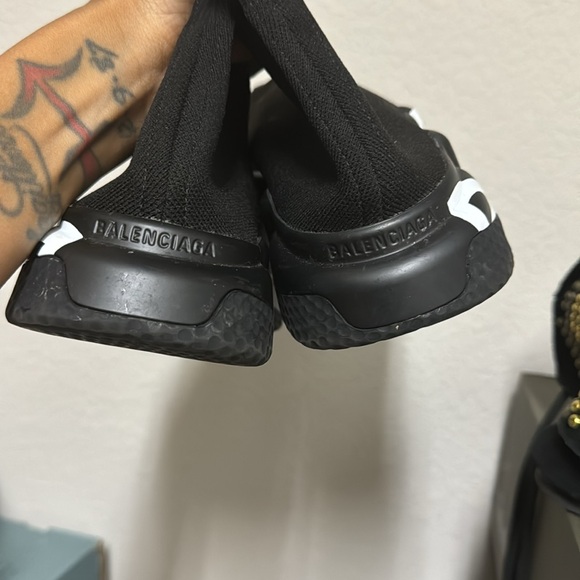 BALENCIAGA SPEED RUNNERS GRAFFITI - Picture 11 of 11